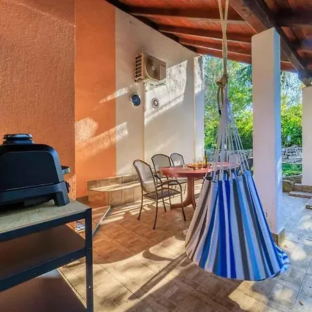 With A - C In Semicevici 54970 Holiday home